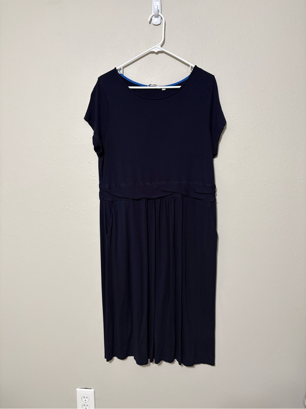 Boden Navy Short-Sleeve Midi Dress